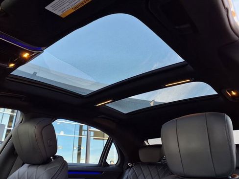 Certified 2022 Mercedes-Benz S 500 4MATIC image 15