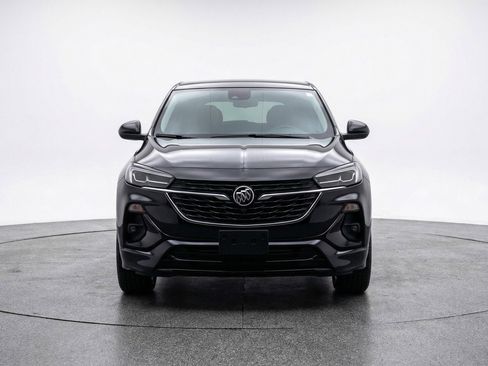 Used 2025 Buick Encore GX Preferred AWD/4WD image 2