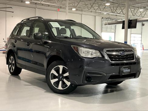 Used 2018 Subaru Forester 2.5i w/ Alloy Wheel Package AWD/4WD image 2