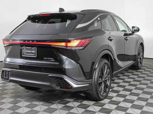 Used 2025 Lexus RX 350h w/ Convenience Package image 8