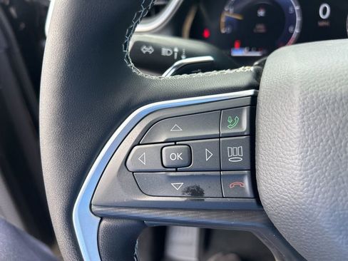 New 2025 Jeep Grand Cherokee Laredo X w/ Luxury Tech Group I image 43