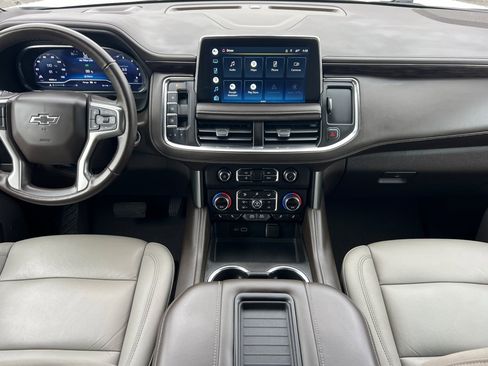 Used 2022 Chevrolet Tahoe Z71 image 14