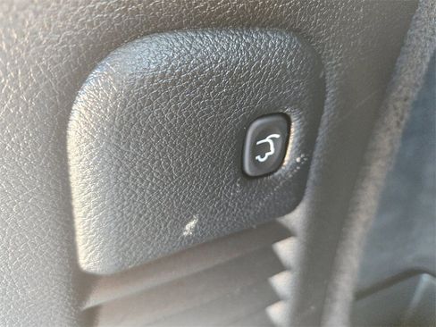 Used 2023 Dodge Durango R/T image 33