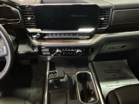 Used 2024 GMC Sierra 1500 Elevation w/ Elevation Premium Package image 11