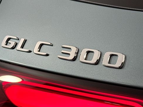 New 2026 Mercedes-Benz GLC 300 image 8