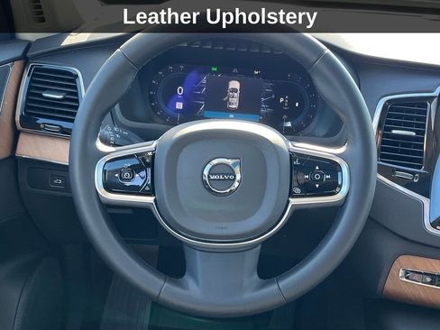 Used 2024 Volvo XC90 B5 Plus image 20