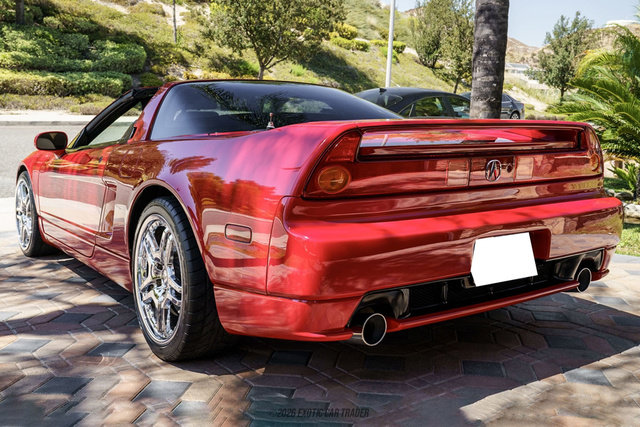 Used 2004 Acura NSX T RWD image 6