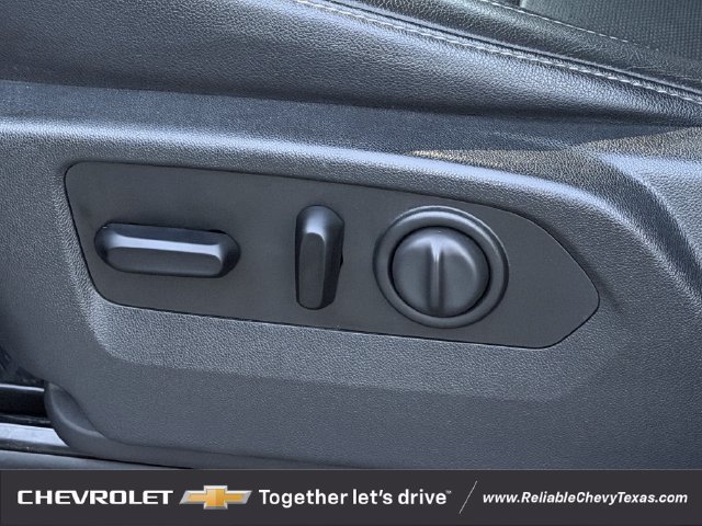 Used 2019 Chevrolet Silverado 1500 LTZ w/ LTZ Texas Edition RWD image 33