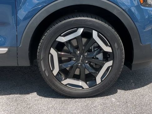 Used 2025 Kia Telluride S AWD/4WD image 11
