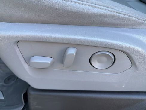 Used 2023 GMC Sierra 1500 SLT w/ SLT Premium Plus Package image 12