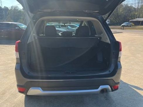 Used 2021 Subaru Forester Touring image 7