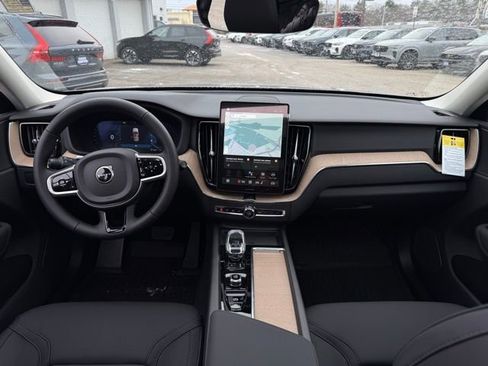 New 2026 Volvo XC60 B5 Plus w/ Protection Package Premier image 20
