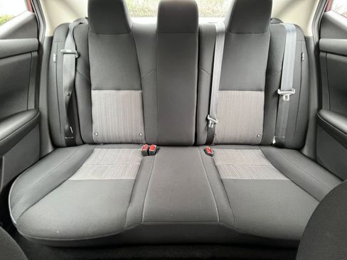 Used 2025 Nissan Sentra SV image 36