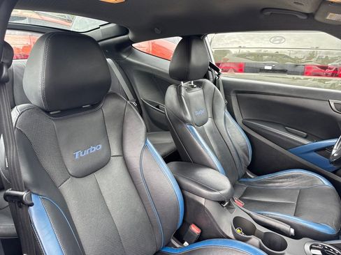 Used 2014 Hyundai Veloster Turbo image 26