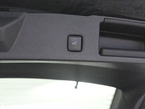 Used 2024 Ford Escape ST-Line image 20