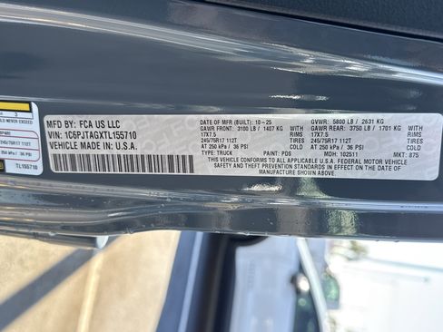 New 2026 Jeep Gladiator Sport image 30