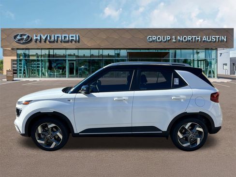 New 2025 Hyundai Venue Limited image 8