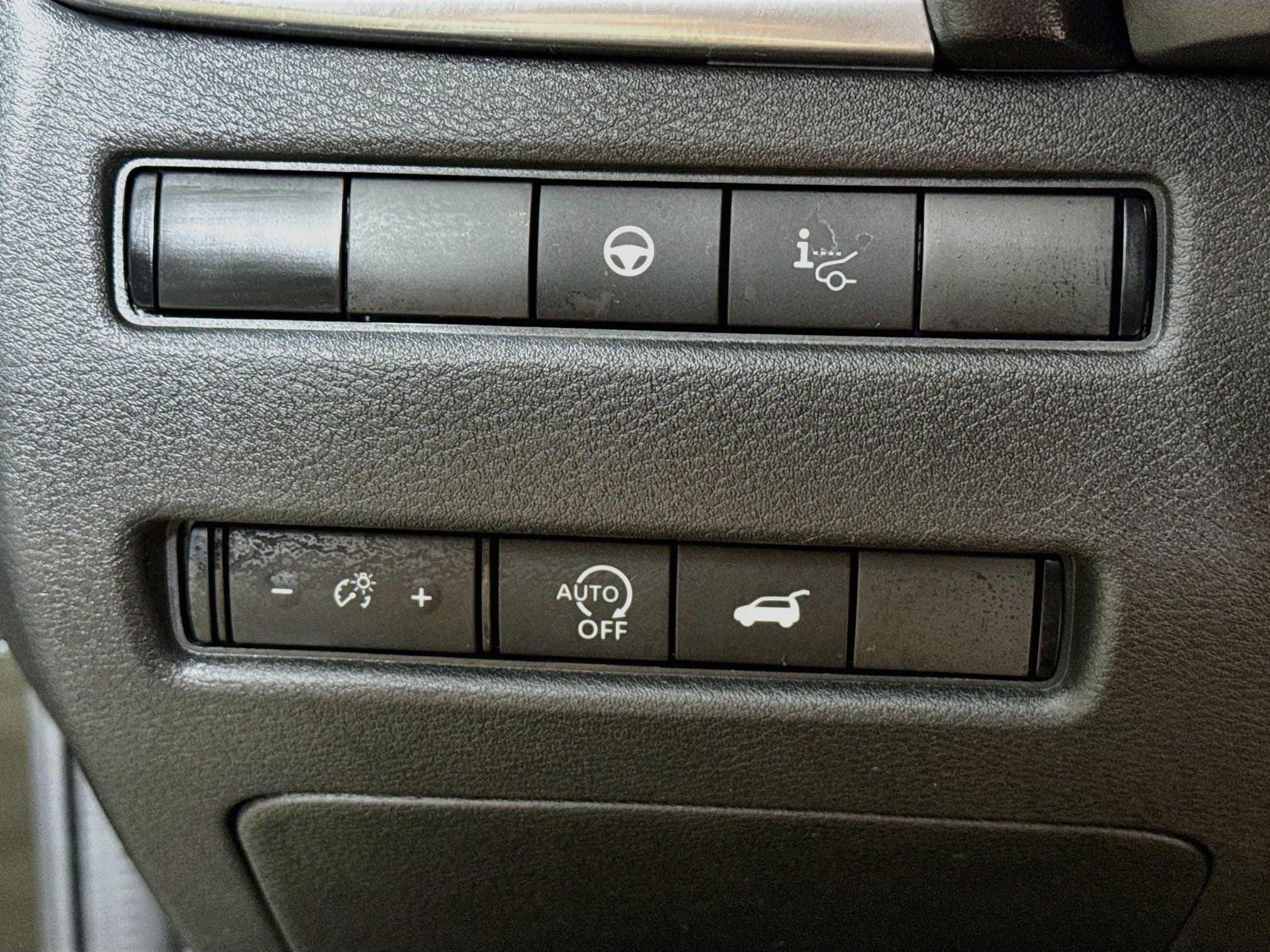 Used 2023 Nissan Rogue Platinum w/ Platinum Premium Package AWD/4WD image 15