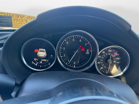 Used 2019 MAZDA MX-5 Miata RF Grand Touring image 11