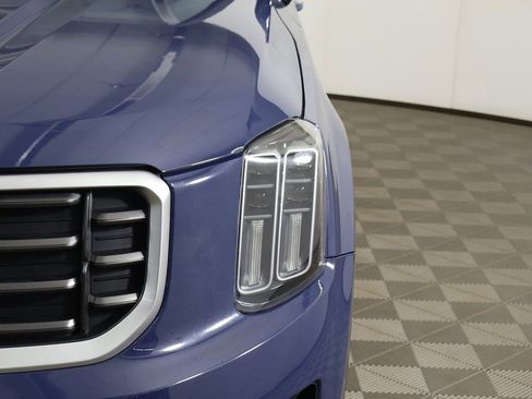 Used 2024 Kia Telluride SX Prestige AWD/4WD image 19