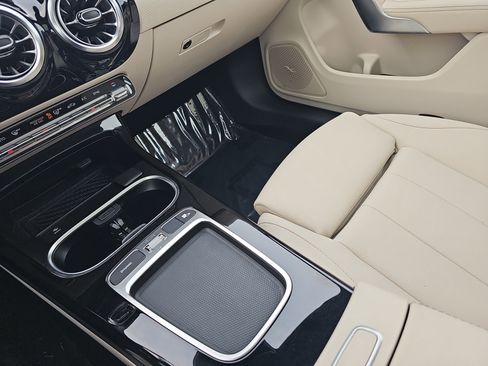 Certified 2026 Mercedes-Benz CLA 250 image 28