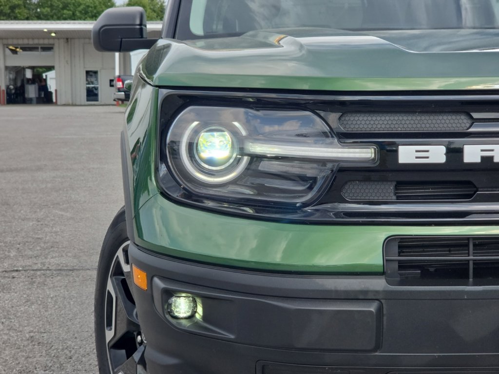 Used 2023 Ford Bronco Sport Outer Banks w/ Tech Package AWD/4WD image 9