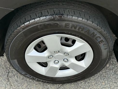 Used 2014 Nissan Rogue S w/ Convenience Package image 35