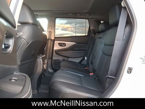 Used 2024 Nissan Murano SL image 11