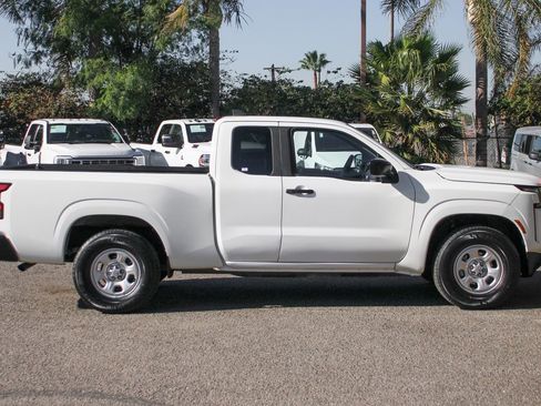 Used 2022 Nissan Frontier S image 10