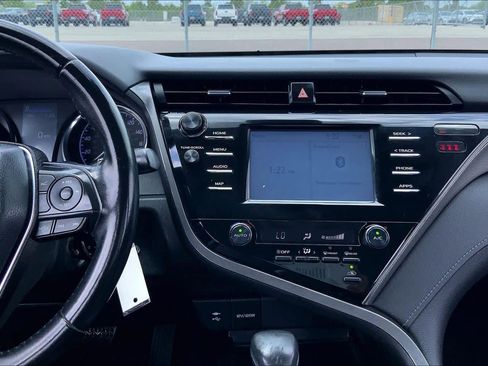 Used 2019 Toyota Camry SE image 7