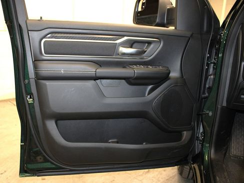 New 2026 RAM 1500 4x4 Crew Cab image 26
