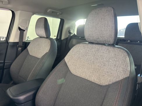 Used 2024 Ford Maverick XLT image 9