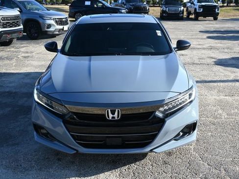 Used 2021 Honda Accord Sport image 8