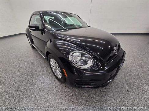 Used 2019 Volkswagen Beetle 2.0T FWD image 4