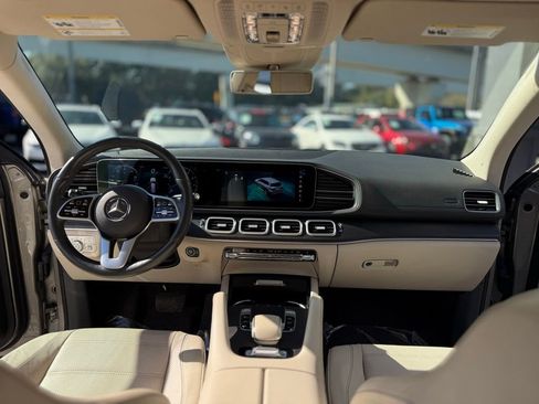 Used 2020 Mercedes-Benz GLS 450 4MATIC image 22