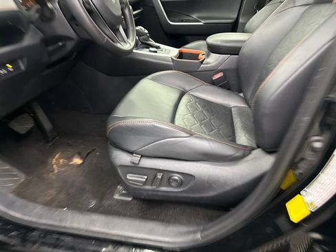 Used 2024 Toyota RAV4 Adventure AWD/4WD image 10