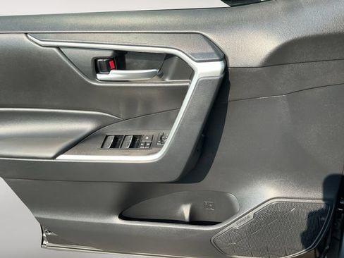 Certified 2024 Toyota RAV4 XLE AWD/4WD image 11