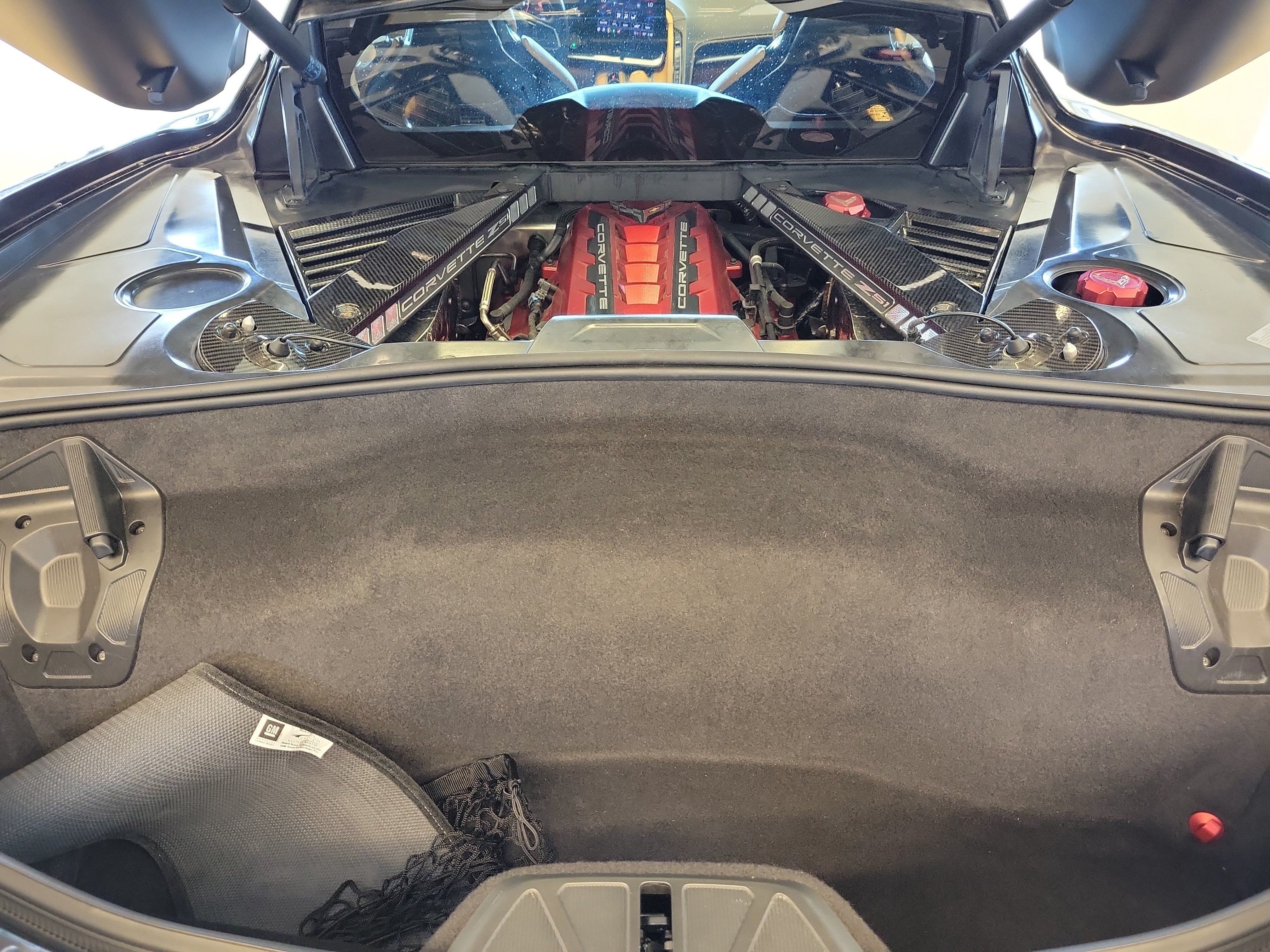Used 2022 Chevrolet Corvette Stingray Premium Cpe w/ Z51 Performance Package RWD image 11