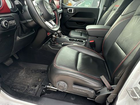 Used 2021 Jeep Wrangler Unlimited Rubicon image 16