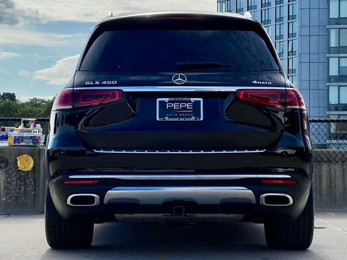 Certified 2022 Mercedes-Benz GLS 450 4MATIC image 5