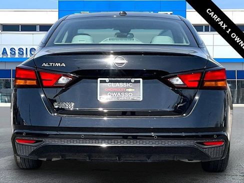 Used 2025 Nissan Altima 2.5 SV image 6