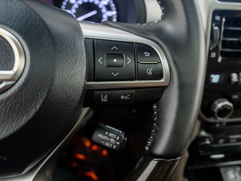 Used 2023 Lexus GX 460 Premium image 32
