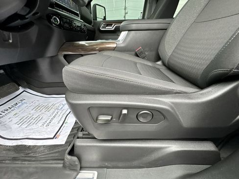 Used 2025 Chevrolet Silverado 2500 LT w/ Z71 Chrome Sport Edition image 12