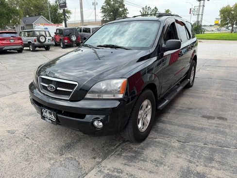 Used 2006 Kia Sorento 4WD image 4