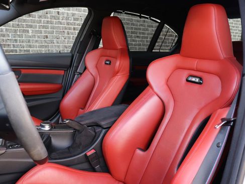 Used 2018 BMW M3 Competition image 54