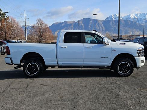 Used 2025 RAM 2500 Laramie image 2