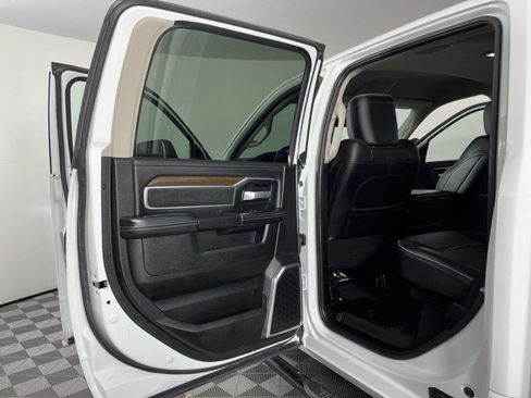 Used 2024 RAM 2500 Laramie w/ Safety Group AWD/4WD image 39