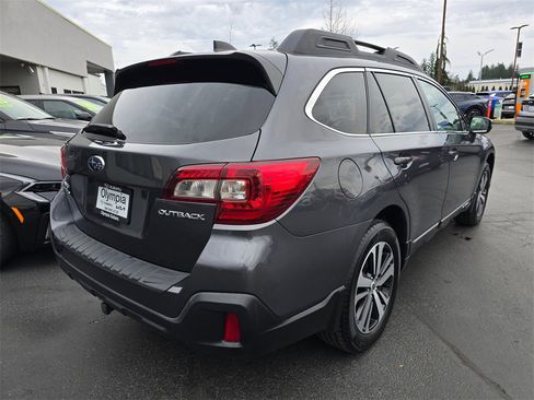 Used 2018 Subaru Outback 2.5i Limited w/ Popular Package #2 image 4