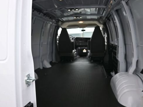 New 2026 Chevrolet Express 2500 w/ Driver Convenience Package RWD image 9