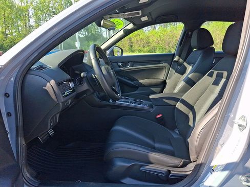 Used 2024 Honda Civic Sport image 13